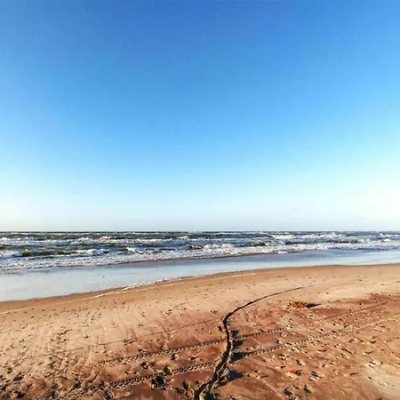 Countryside Cottage Near Sea, Cleaning Included Darłowo